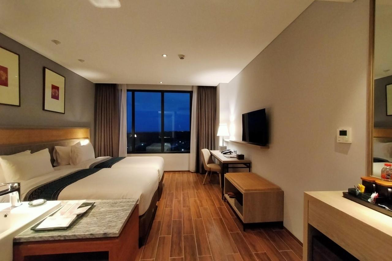 Kokoon Hotel Banyuwangi 外南梦 外观 照片