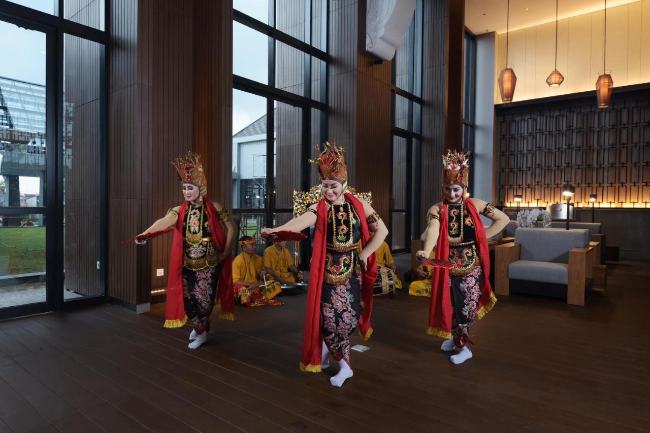 Kokoon Hotel Banyuwangi 外南梦 外观 照片